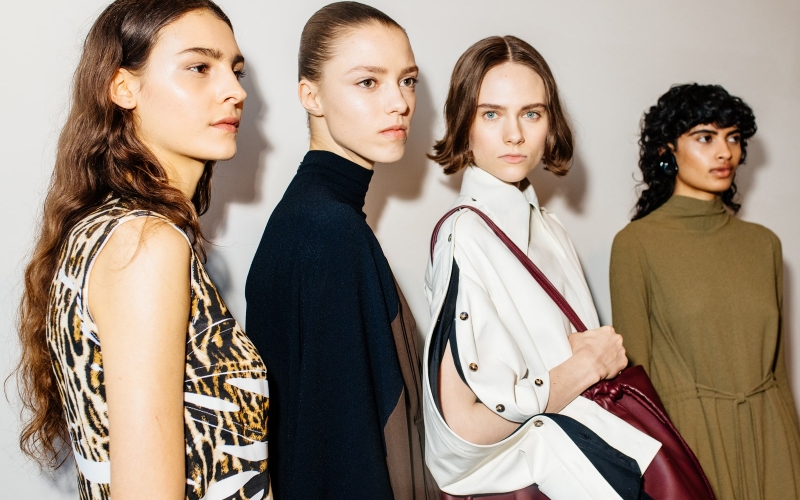 Мини-боб — модная стрижка из будущего, которая покорит всех осенью 2022