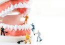 Исследователи разрабатывают микророботов, которые могут чистить зубы, пользоваться зубной нитью и полоскать зубы