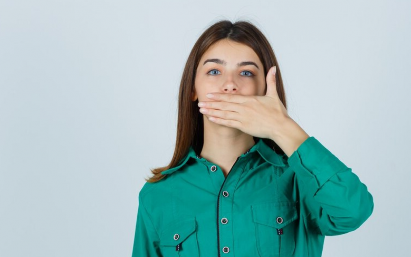 Не игнорируйте эти симптомы: 4 признака новообразований полости рта