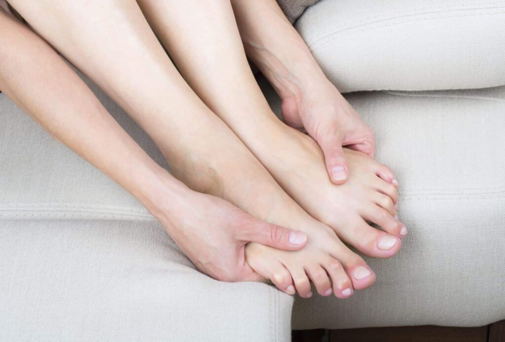 Массаж ног: доказанная польза для здоровья и как его делать